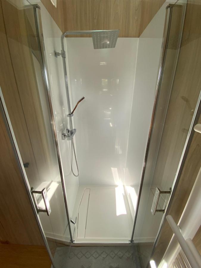 הוילה Plassay Tiny Et Jacuzzi Charente Maritime מראה חיצוני תמונה